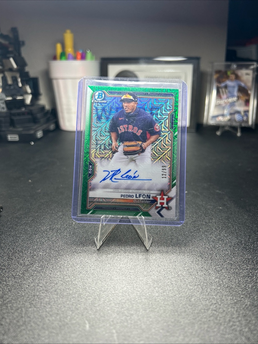 2021 Bowman Prospects Pedro Leon Green Auto /99